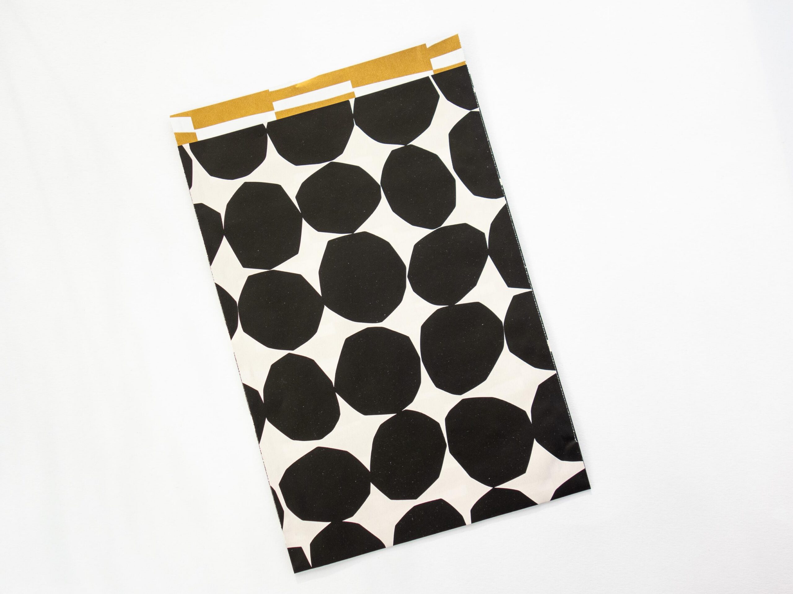 Papiertüten Black Dots 17x25 cm - 3 Papiertüten