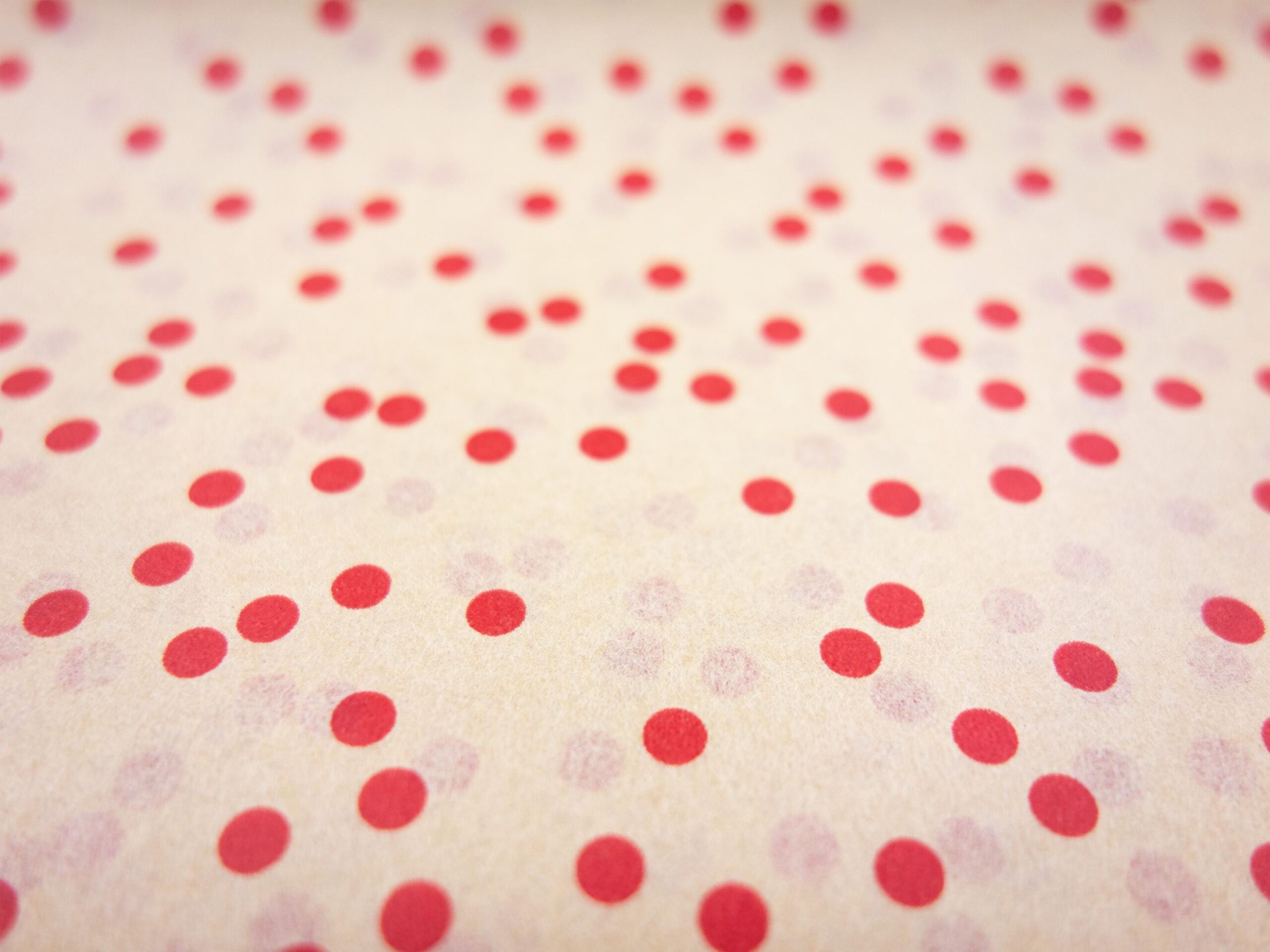 Seidenpapier Rote Konfetti 6 Blatt 50x75 cm – Bild 3