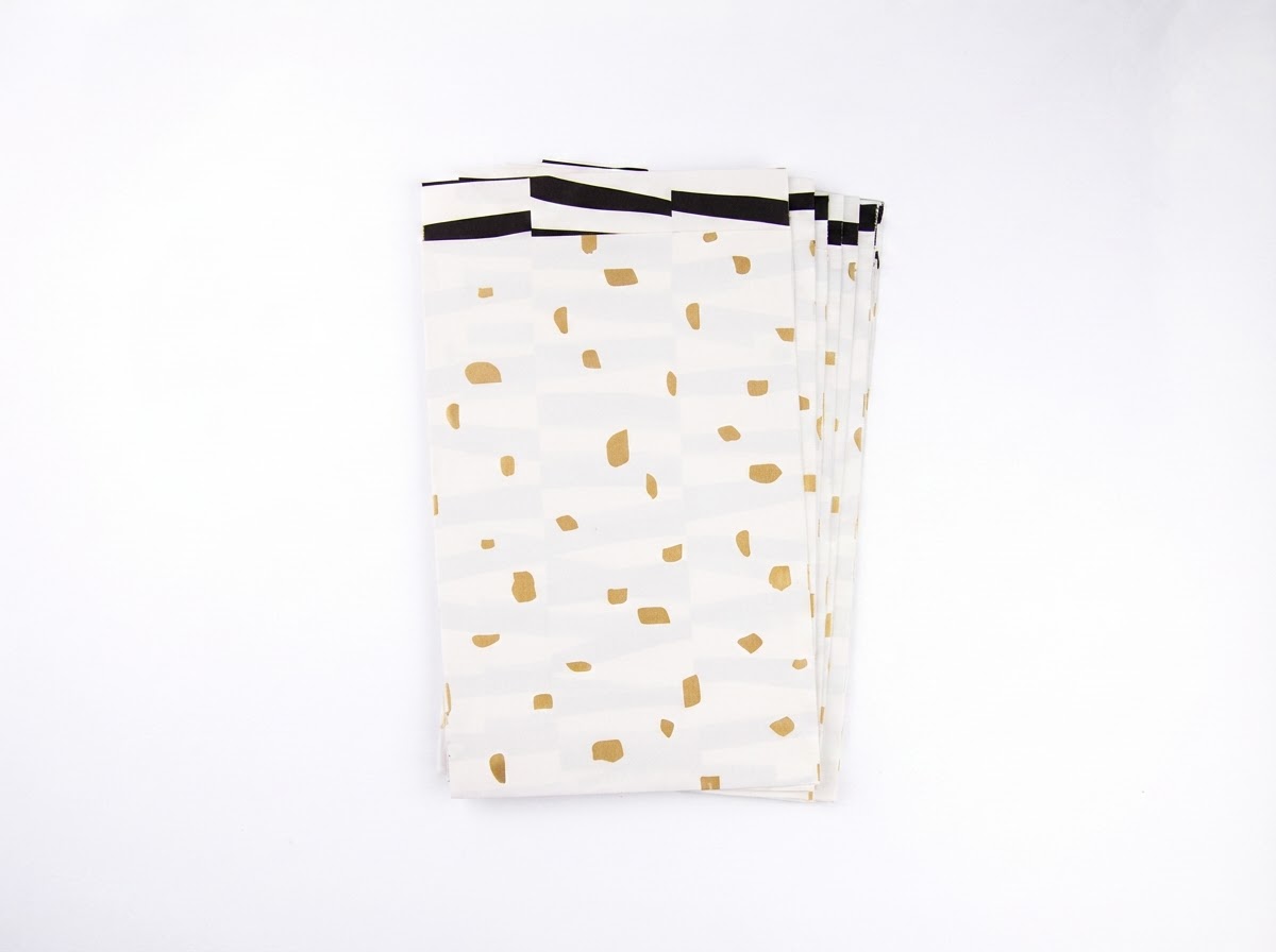 Papiertüten Weiß mit goldenen Punkten 12×19 cm – Bild 2