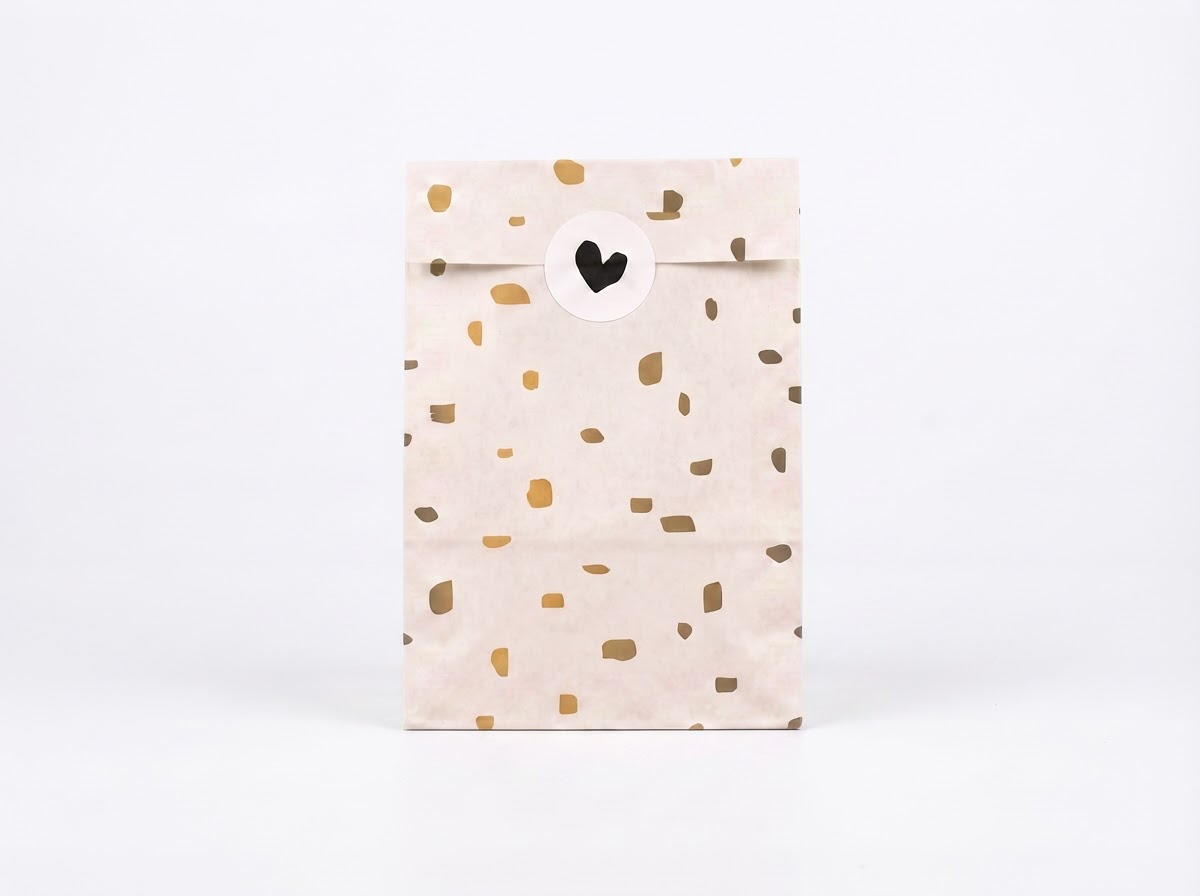 Papiertüten Weiß mit goldenen Punkten 12×19 cm