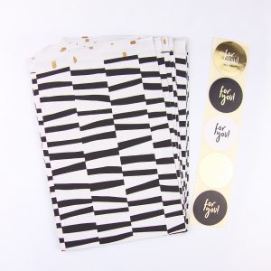 Set Schwarz-Weiß Streifen